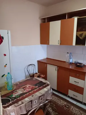 apartament 2 camere la casa ,central parter  - imagine 2