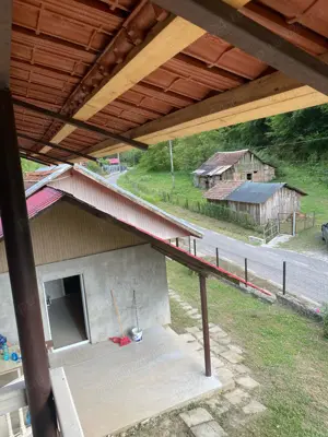 Vând casă si teren cu suprafață de 6523m - imagine 8