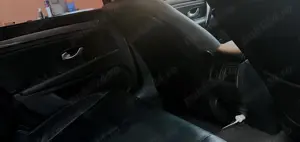 Renault Laguna 3 2.0 DCI - imagine 2