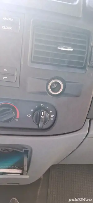 Vând microbuz - imagine 3 Vând microbuz - imagine 3