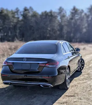 Mercedes-Benz E 300 E Plug-in Hybrid (Benzină-Electric), 320 CP - imagine 7