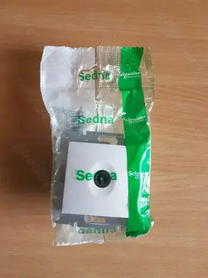 2 prize date internet RJ45 SDN4300121 + 1 priza TV SDN3201621, SCHNEIDER SEDNA - imagine 2