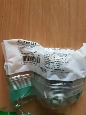 2 prize date internet RJ45 SDN4300121 + 1 priza TV SDN3201621, SCHNEIDER SEDNA - imagine 3