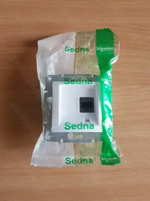 2 prize date internet RJ45 SDN4300121 + 1 priza TV SDN3201621, SCHNEIDER SEDNA - imagine 4