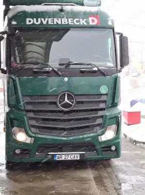 Angajez șofer Tir pe țară. 