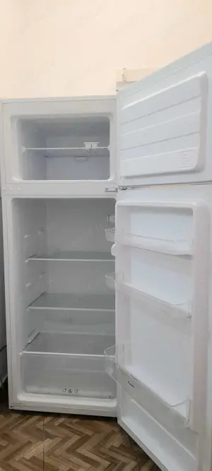  Inchiriez garsonieră modernă și luminoasă ultracentral in Rosiori de Vede  - imagine 5