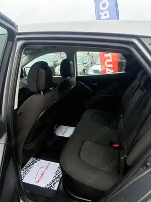 Hyundai ix35 1.7 CRDI 2WD Comfort - imagine 11