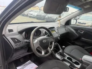 Hyundai ix35 1.7 CRDI 2WD Comfort - imagine 9