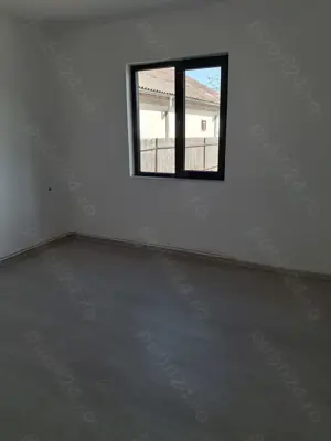 Vindem Casa in Navodari - imagine 4