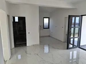 Vindem Casa in Navodari - imagine 3