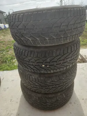 Vand 4 buc. Cauciucuri  STRIAL Winter 205 / 55 / R16 