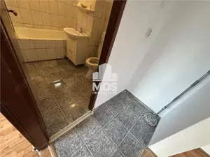 Confort 1 cu central #259; propie, la etajul 2 in bloc anvelopat termic - imagine 3