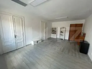 Casă de vânzare , 90mp,  zona ultracentrală - imagine 3