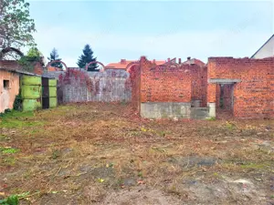 Cladire cu teren in centrul orasului - imagine 3