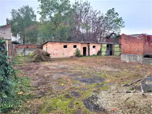 Cladire cu teren in centrul orasului - imagine 6