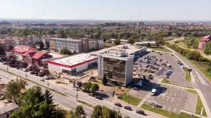 Cladire cu functiuni mixte