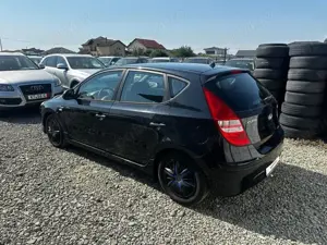 Hyundai i30 - imagine 5