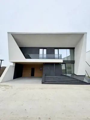 Vila Smart Individuala Finalizata | 5 Camere 215 MP, Teren 500 MP Voluntari |