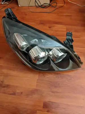 Far stanga pe fond negru Opel Vectra C facelift 2005-2009 cod - 13170921 VALEO - imagine 5