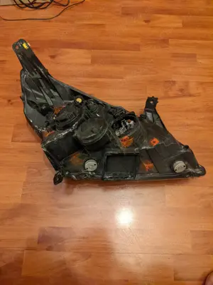 Far stanga pe fond negru Opel Vectra C facelift 2005-2009 cod - 13170921 VALEO - imagine 4