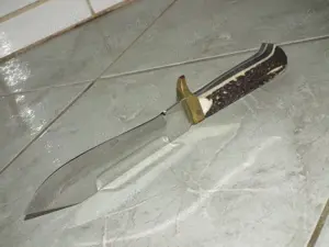 Briceag retro cu plásele din corn nr.8