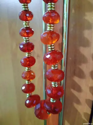 Colier francez din chihlimbar 