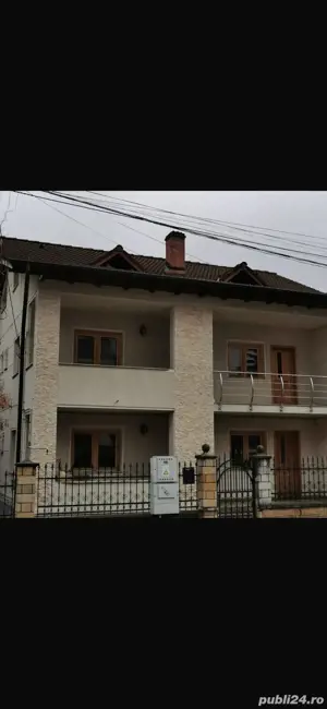 Casa de vanzare zona centrala si linistita Pitesti