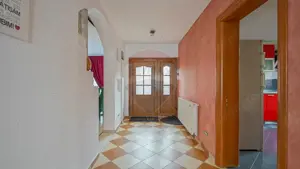 Casă spațioasă, eficientă energetic, ideală pentru familii cu copii! - imagine 15