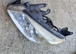 Faruri stânga dreapta Toyota RAV4 2005 2009