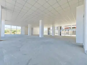 Spatiu Comercial - Str. Liviu Rebreanu - 286 MP - Comision 0% - imagine 8 Spatiu Comercial - Str. Liviu Rebreanu - 286 MP - Comision 0% - imagine 8