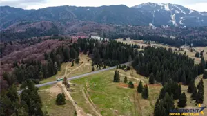 FILM! 1.000 mp,PUZ,regim P+2+M,destinatii turistice rezidentiale. - imagine 8