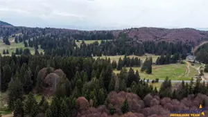 FILM! 1.000 mp,PUZ,regim P+2+M,destinatii turistice rezidentiale. - imagine 2