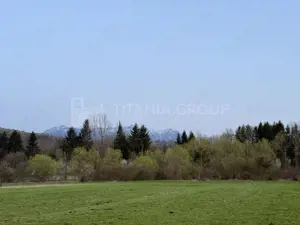 Teren intravilan, 7838 mp, cu priveliște superbă spre munți – Zărnești