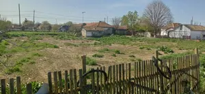 Teren+casa de închiriat & de vanzare - imagine 4