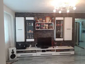 Vanzare Apartament 3 camere cf. 1 parter, semid., mobilat si utilat zona Viziru 1