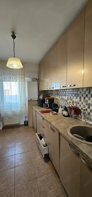 Apartament 3 camere Casa de cultura - imagine 8