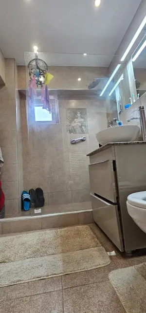 Apartament 3 camere Casa de cultura - imagine 3