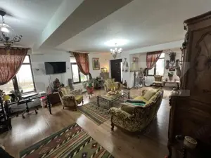 Pensiune de vanzare, 6 camere, 370 mp, zona Arcani  - imagine 5