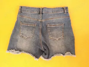 Set fusta si pantaloni scurti pentru fetite - imagine 4