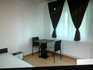 Giulesti garsoniera in bloc la capatul autobuzului 162 si 163 - imagine 3