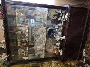 Vând mobila sufragerie & dormitor lemn masiv 