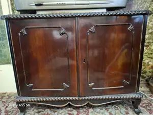 Vând mobila sufragerie & dormitor lemn masiv  - imagine 5