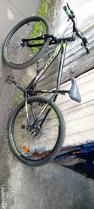 Bicicleta cu roti pe 29 noua folosita de cateva ori
