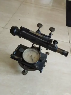 teodolit vechi - imagine 2