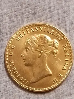 Moneda veche de colecție 
