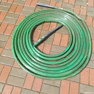 Vând furtune pentru udat, 20m si unul de 19m.