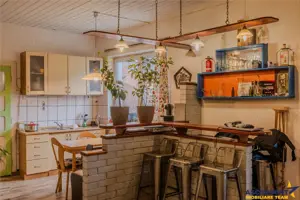 Locuinta cu caracter,doua niveluri,4 camere,terasa,garaj,curte,Centru Istoric Brasov: FILM 3D! - imagine 12