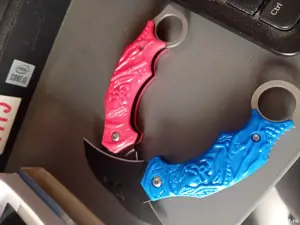 briceag nou camping model cu craniu 