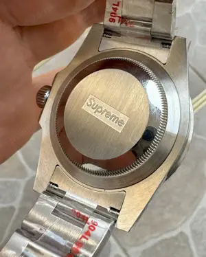 Rolex Submariner No Date FUCK EM Supreme 40 mm V9F - imagine 4