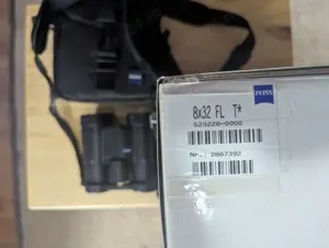 Binoclu Zeiss Victory T*FL 8x32 - imagine 5